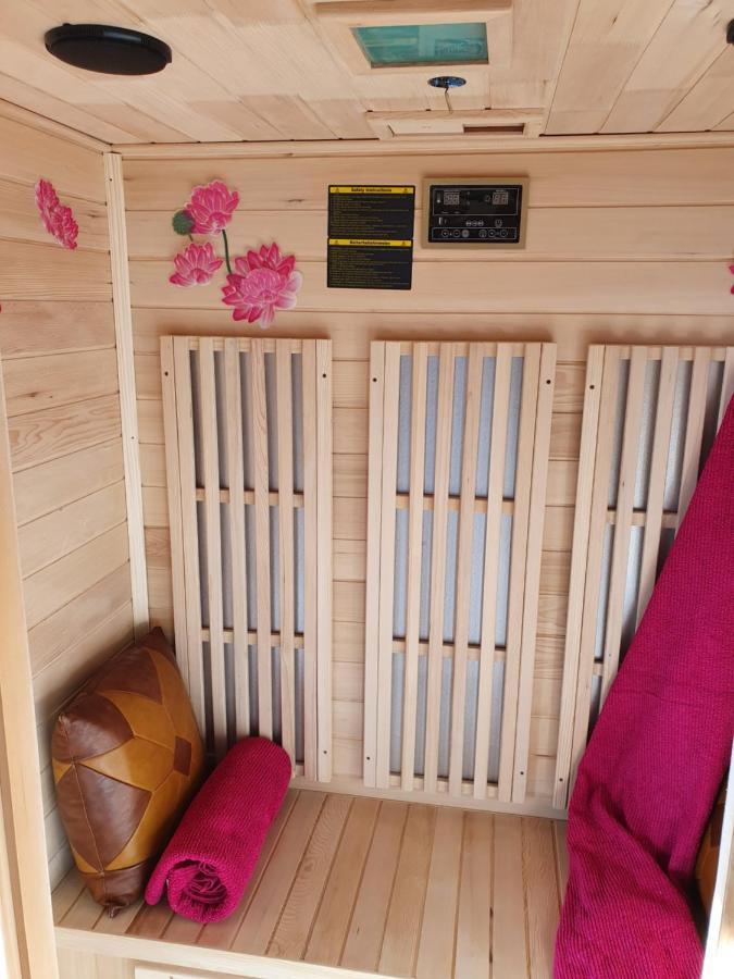 Holiday Home Mirt With Hottub & Sauna Blanca Exteriör bild